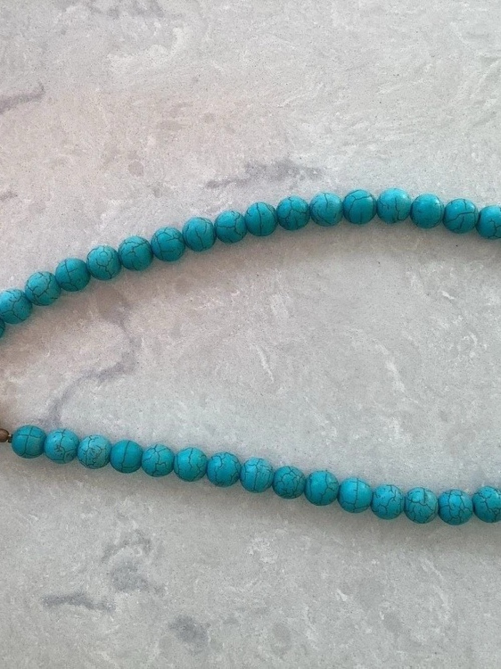 Turquoise Beaded Pendant Necklace w Gold Bee Intaglio